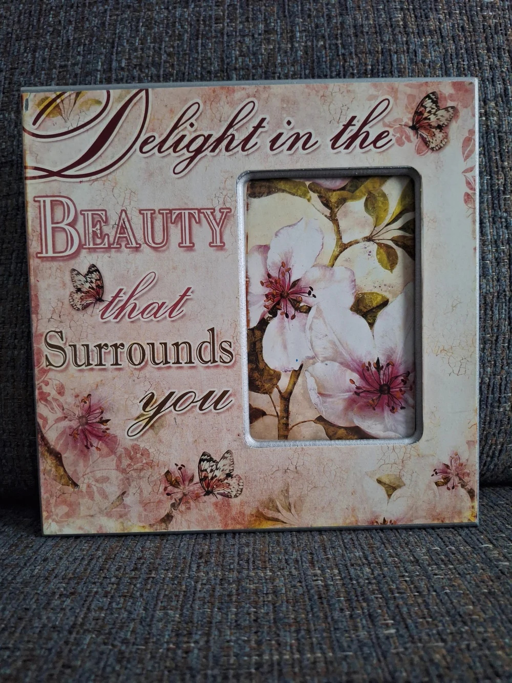 Floral 'Delight in the Beauty' Decorative Picture Frame - Pink